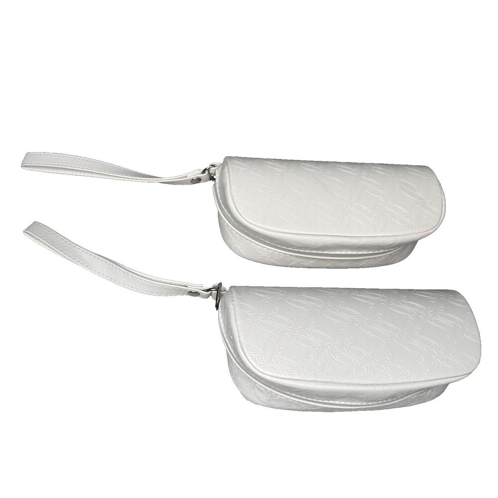 Oakley Soft Cases Zip Close Set of 2 Oakley Logo White